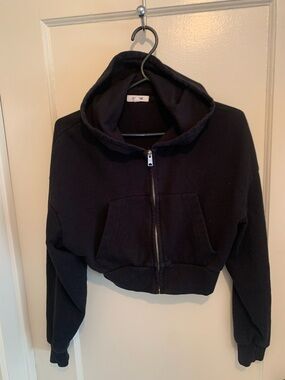 Super Cute Garage Black Cropped Zip-Up Hoodie Canadian!